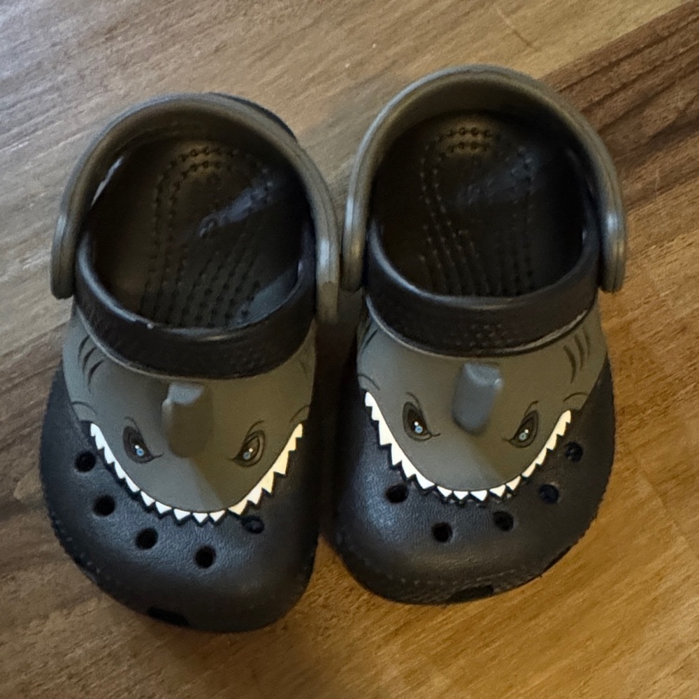 CROCS Kids Shark Water Shoes - Black and Gray